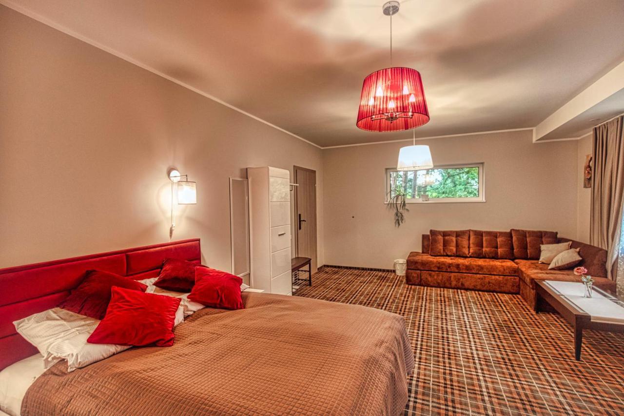 Vilhelmhaus Hotel Dėdeliškės Eksteriør billede