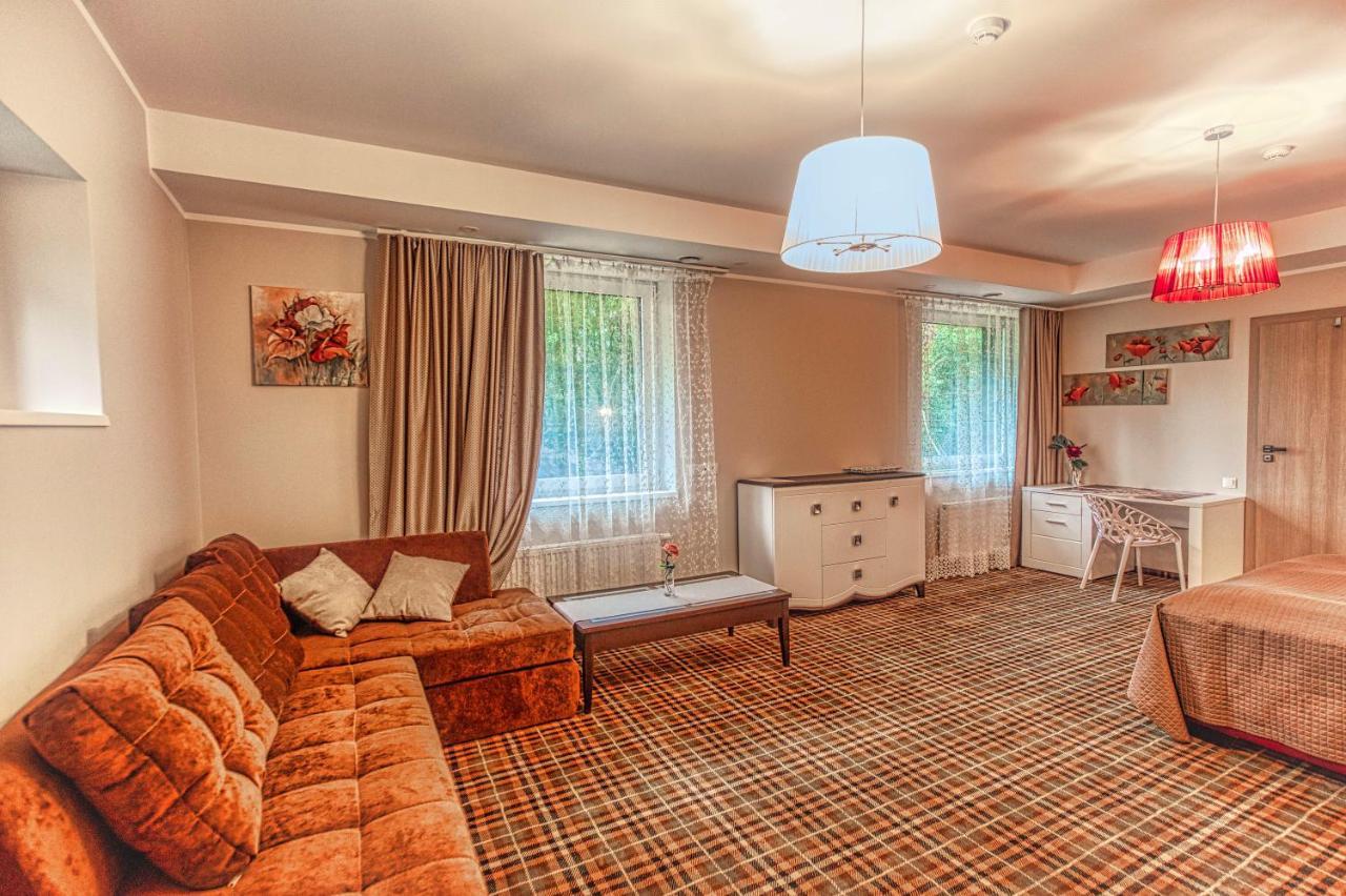 Vilhelmhaus Hotel Dėdeliškės Eksteriør billede