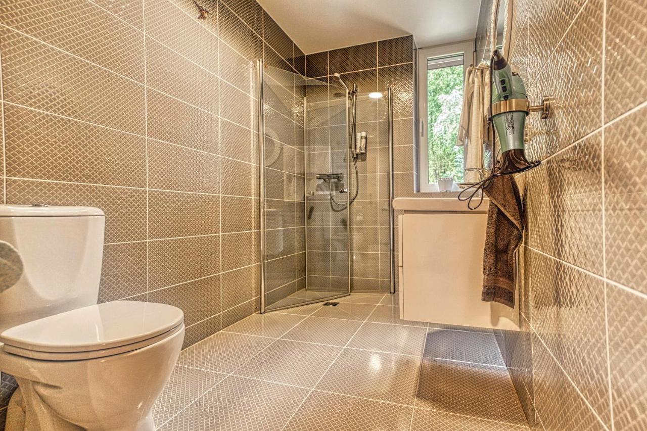 Vilhelmhaus Hotel Dėdeliškės Eksteriør billede